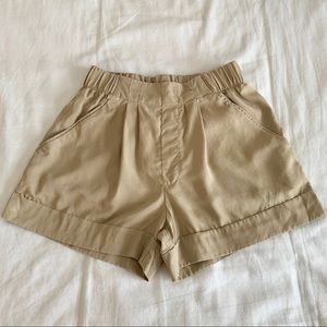 Khaki Shorts with Pockets